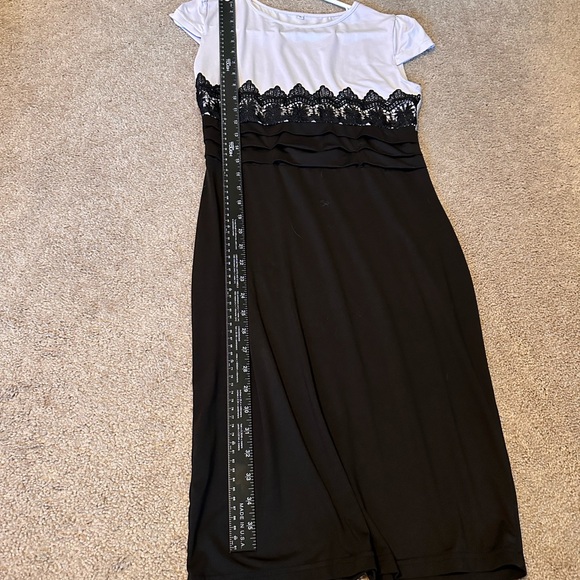 Gently Used Large Black and White Lacy Dress - Picture 6 of 7